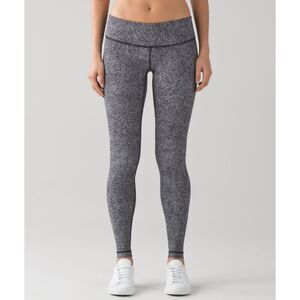 Lululemon Wunder Under Pant III Leggings Line Up White Black Printed Size 4